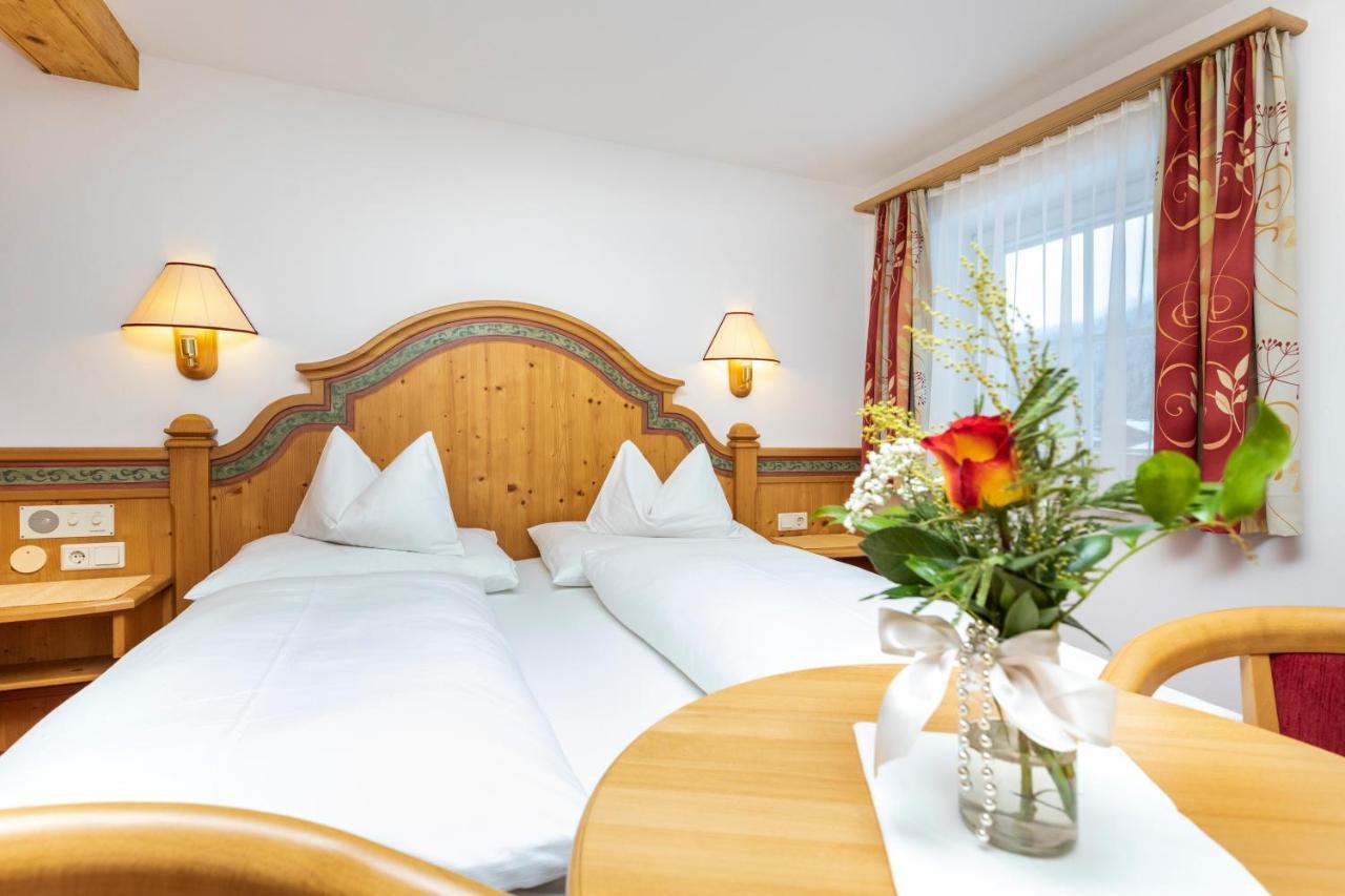 Fruehstueckspension Klinglhub Flachau Bagian luar foto